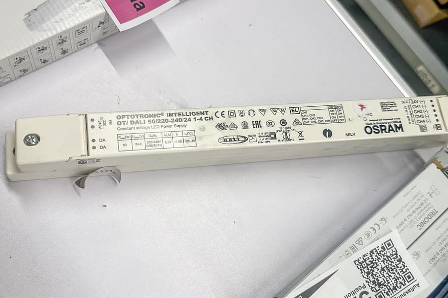 2 LED Treiber Osram Oti Dali 50/220-240/24 1-4 CH